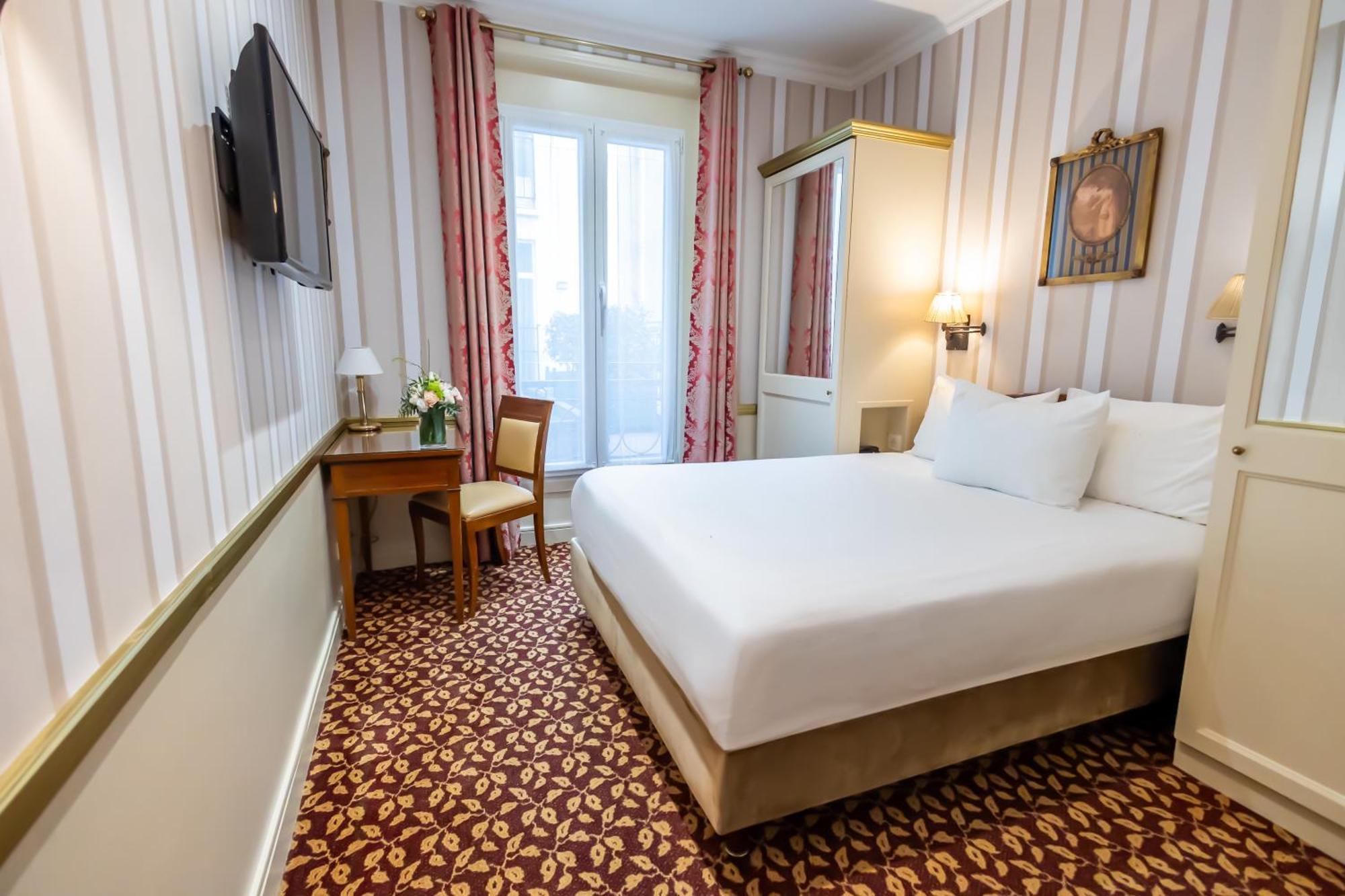 Belfast Hotel Paris Bagian luar foto