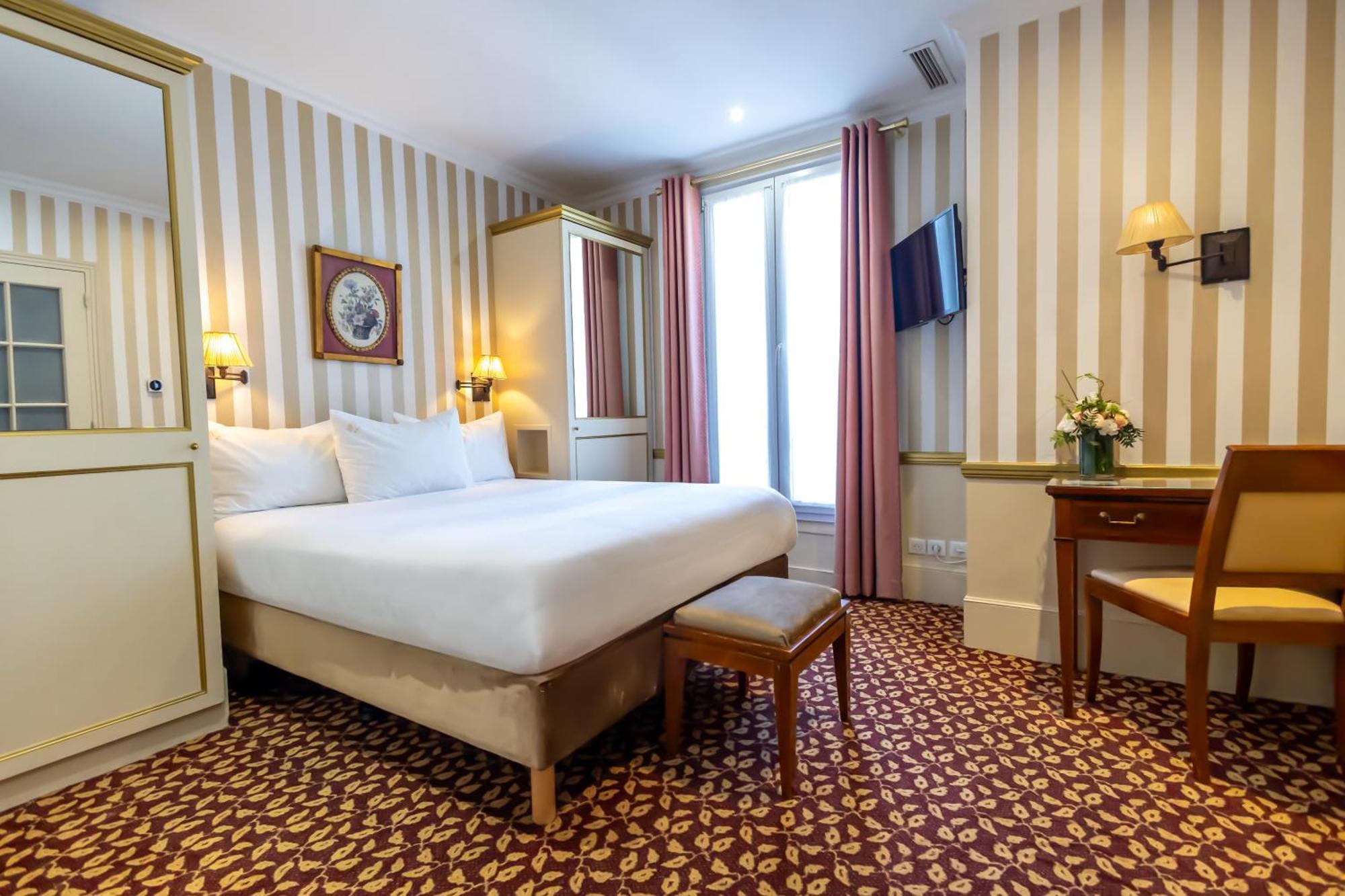 Belfast Hotel Paris Bagian luar foto