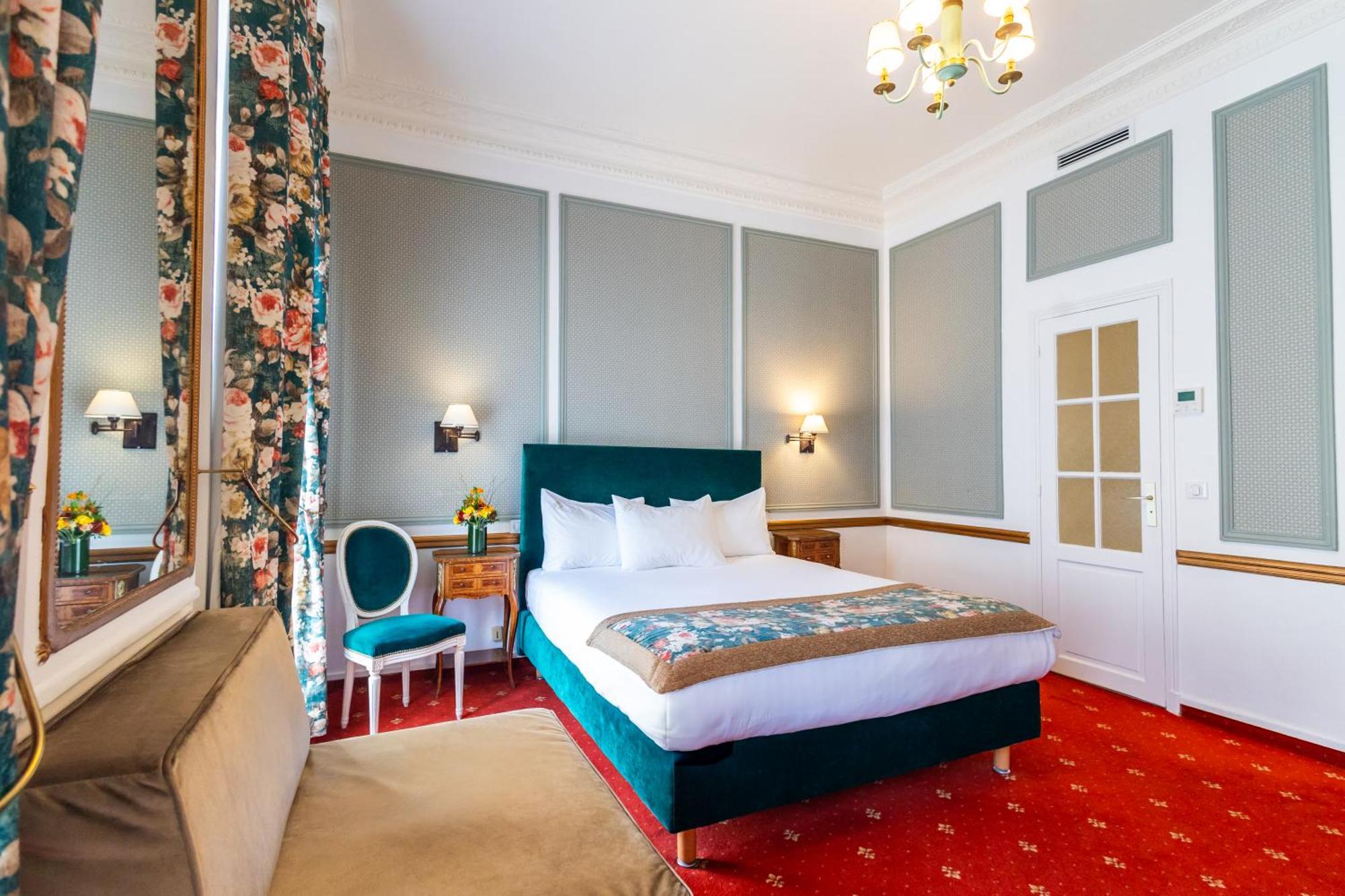 Belfast Hotel Paris Bagian luar foto